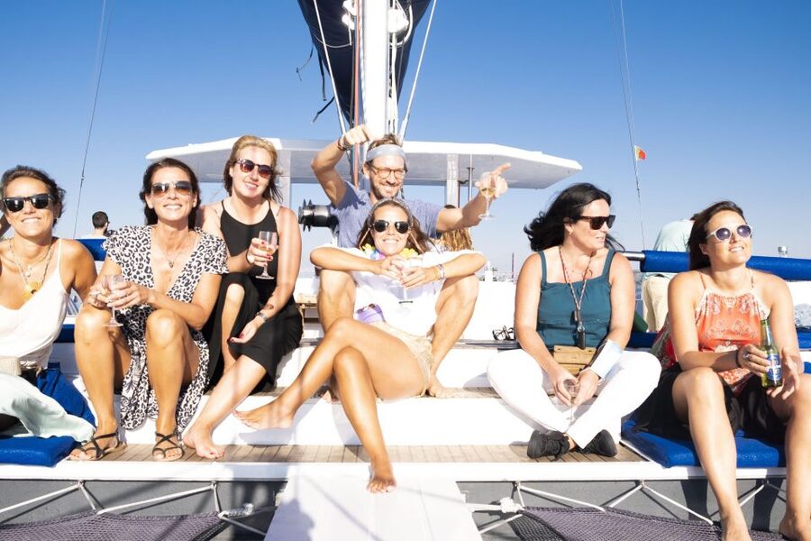 Lisbon: Luxury Private Sailing Boat Cruise on River Tagus - Starting at Doca do Bom Sucesso