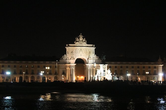 Lisbon Private Luxury Boat Tour with Welcome Drink - The electricity museum and MAAT
