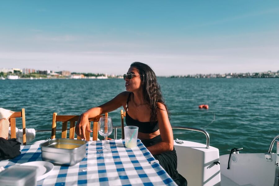 Lisbon: Private Luxury Catamaran Tour with Welcome Drink - Following the Tagus past Lisbon’s landmarks