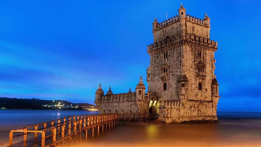 Lisbon: Private Luxury Tour to Belém, Cristo Rei and Alfama. - Cristo Rei and the best first look at Lisbon