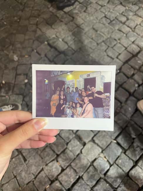 Lisbon: Pub Crawl with Open Bar and VIP Club Entry - Finishing with VIP club entry