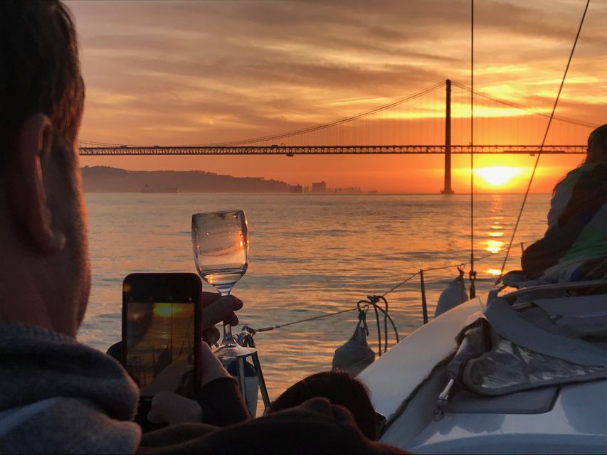 Lisbon: Sunset and Wine Luxury Catamaran Cruise - Starting at the Alcântara Marina