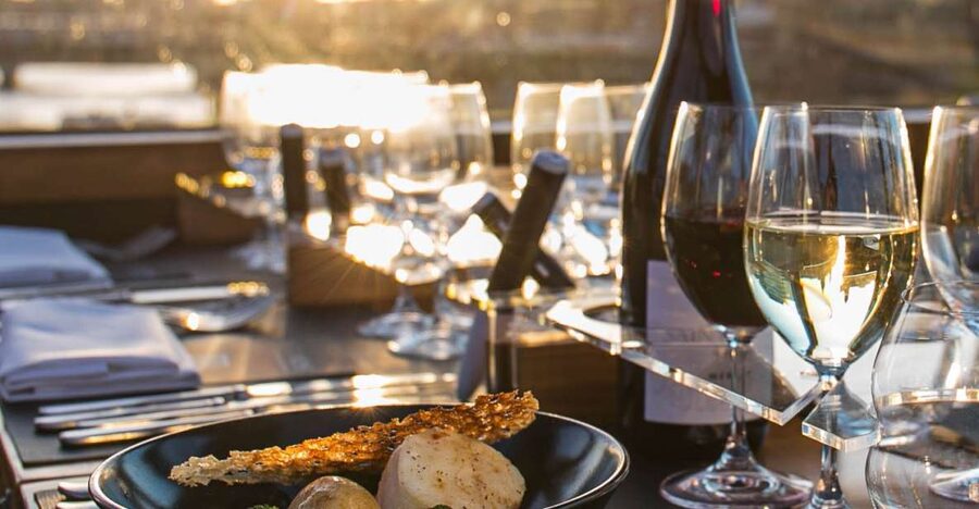 London: 4 Course Lunch Tour by Luxury Coach Bustronome - The lunch route, from the Tower to Westminster