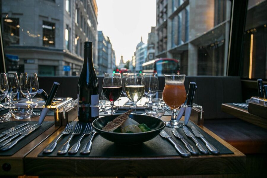 London: 4 Course Lunch Tour by Luxury Coach Bustronome - Adding wine, soft drinks, or a non-alcoholic option