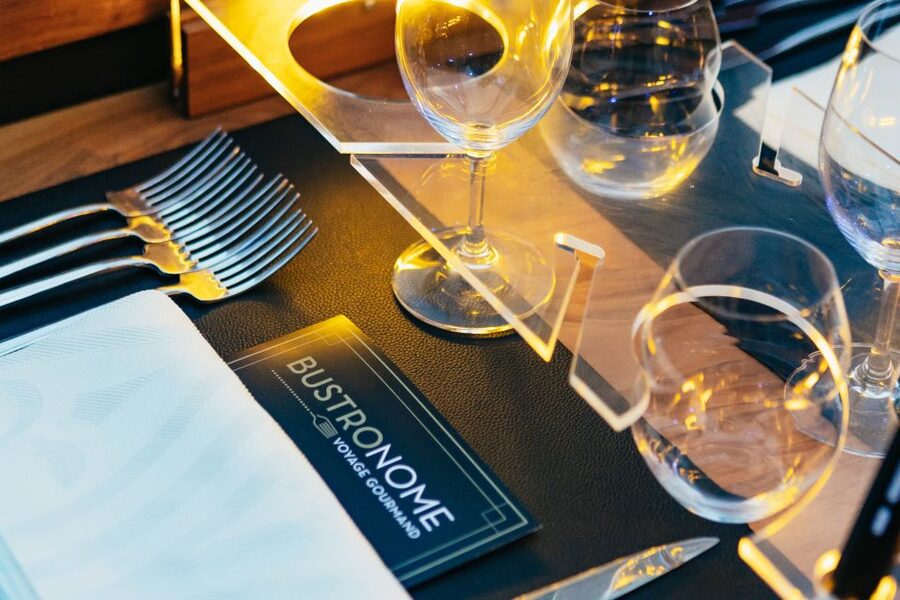 London: 6-Course Gourmet Dinner on a Luxury Coach - Who will enjoy this most?