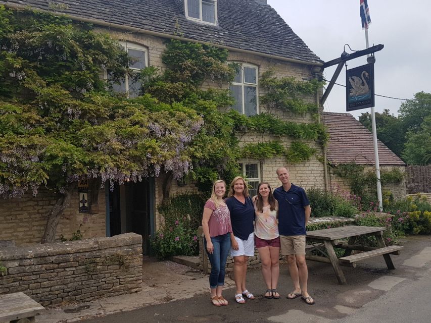 London: Downton Abbey Countryside Black Taxi VIP Tour - Booking, timing, and cancellation details