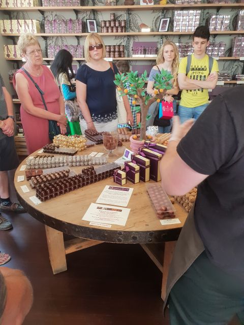 London: VIP Chocolate Tour - Who should book this experience?