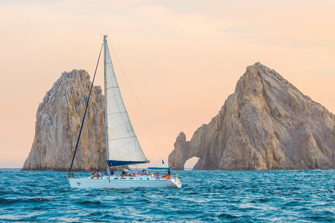 Los Cabos Luxury Sunset Sail with Light Appetizers and Open Bar - Open bar and light appetizers