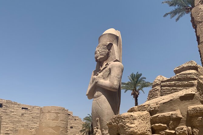 Luxor & Kings’ Valley Private VIP Tour with Pick up - The Colossi of Memnon in twenty minutes