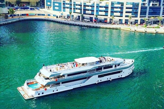 Luxury 7 Star Mega Yacht Dinner Cruise with International Buffet - The cruise route from JBR to Atlantis