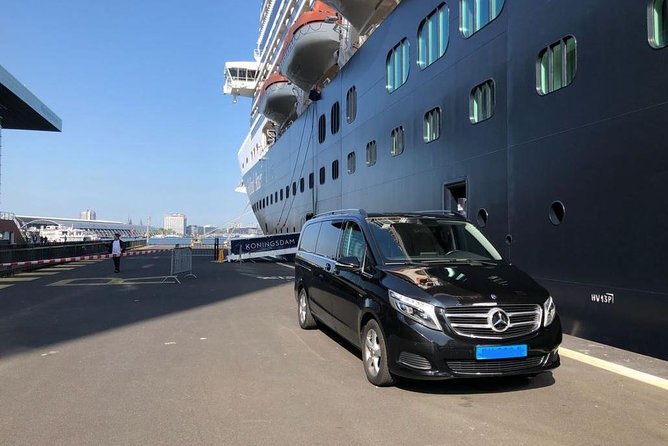 Luxury Airport transfers in Auckland - From Auckland Airport to your CBD accommodation