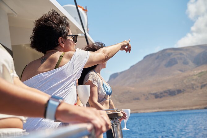 Luxury Balos Cruise: Sunset, Snacks, Drinks & Transfer - One hour at Balos Lagoon