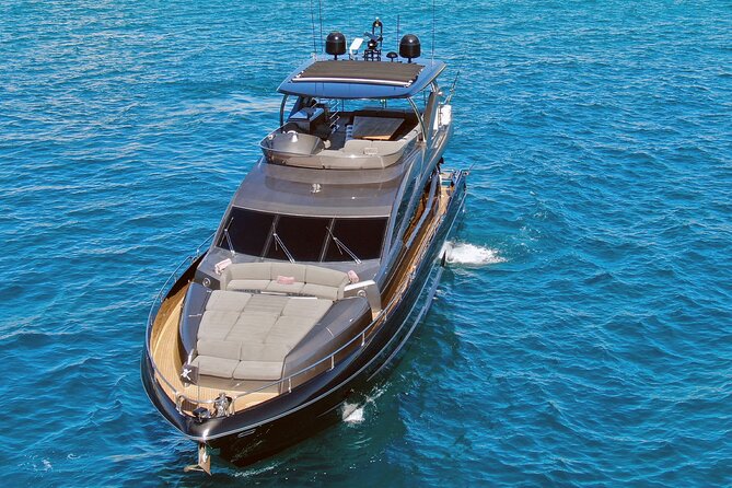 Luxury Black Yacht in Cabo - The Pacific coast: open views and seasonal wildlife
