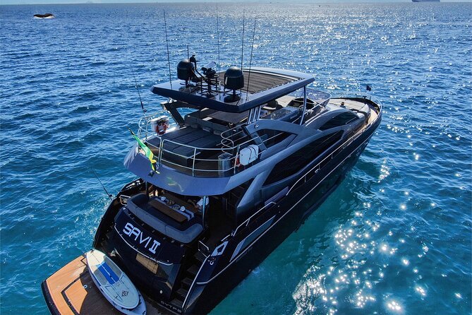 Luxury Black Yacht in Cabo - What two hours really allows