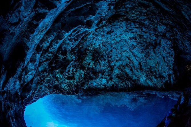 Luxury Blue Cave & 5 Islands Tour from Split - The Blue Cave is worth the early start