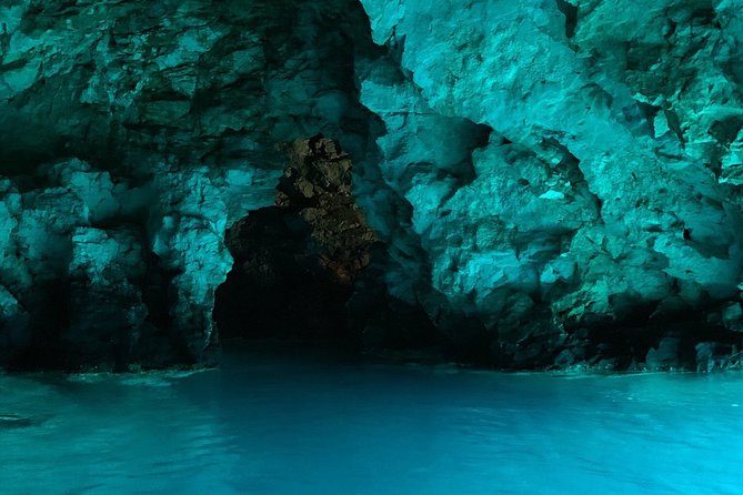 Luxury Blue Cave & 5 Islands Tour from Split - What the speedboat ride is really like