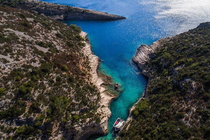 Luxury Blue Cave & 5 Islands Tour from Split - Is $177.40 a fair price?