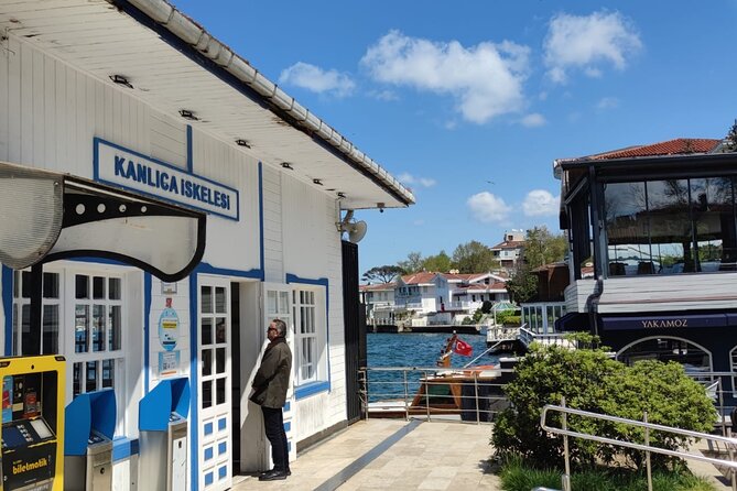 Luxury Bosphorus Yacht Cruise – Stopover in Asian Side - Bridges that connect Europe and Asia