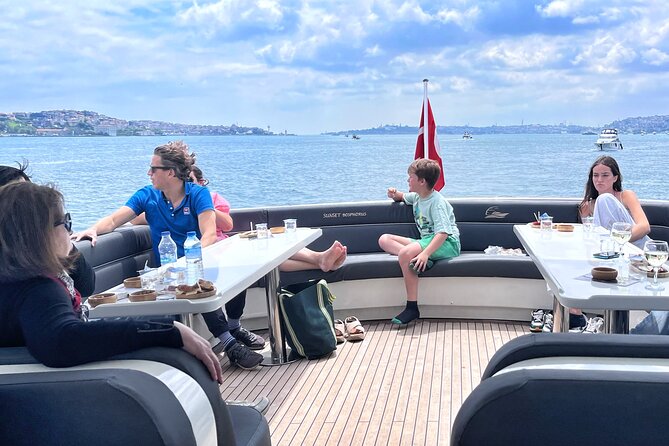 Luxury Bosphorus Yacht Tour – Asian Side Stop & Exploration - Kanlıca: the short stop that gives the cruise a local taste