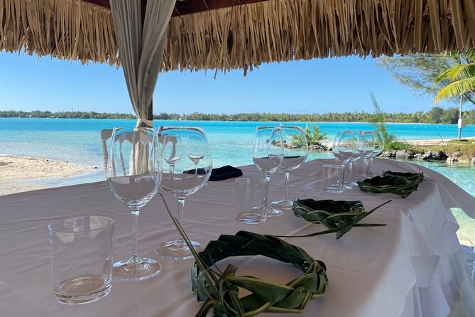 LUXURY Catamaran Bora Bora : The Sunset Escape - Drinks, snacks, and the relaxed service