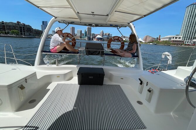 Luxury Catamaran Private Tour Baltimore Harbor - The national monument and possible sunset