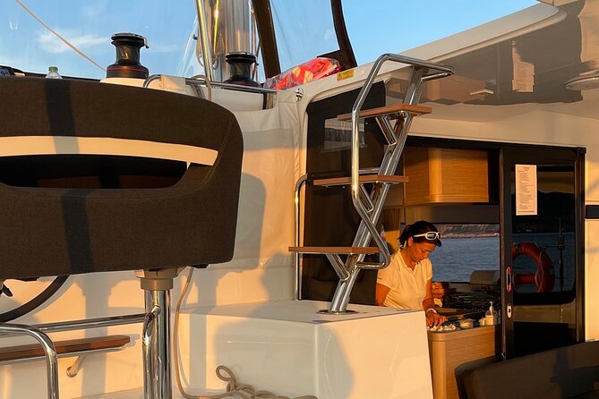 LUXURY Catamaran Sunset and Wine cruise - Passing beneath Lisbon’s biggest river landmark