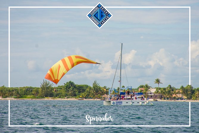 Luxury Catamaran tour to Isla Mujeres with Transportation from Cancun - Lunch and drinks at the beach club