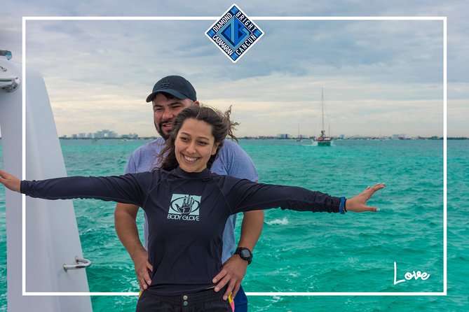 Luxury Catamaran tour to Isla Mujeres with Transportation from Cancun - Who will enjoy this catamaran day