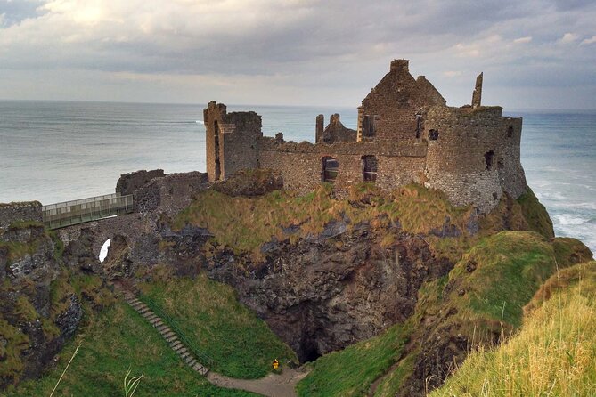 Luxury Causeway Coast Private Tour - Giant’s Causeway and the science behind the legend