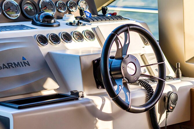 Luxury cruise on The Pearl 48ft to Atlantis & Burj Al Arab. - Sunset timing and the best use of two to four hours