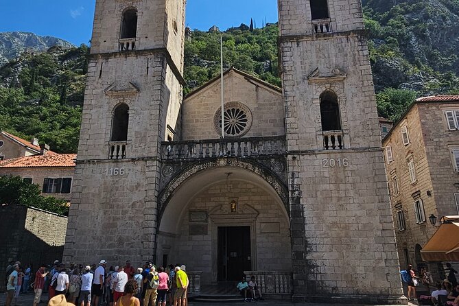 Luxury Day tour to Montenegro - Price, timing, and overall value