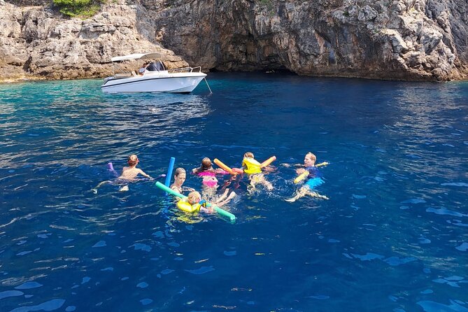 Luxury Elaphite Islands half day Cruise with lunch Apreamare - Is $889.37 per person good value?