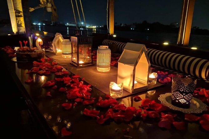 Luxury Felucca on the Nile with Lunch - Two hours where Cairo finally slows down