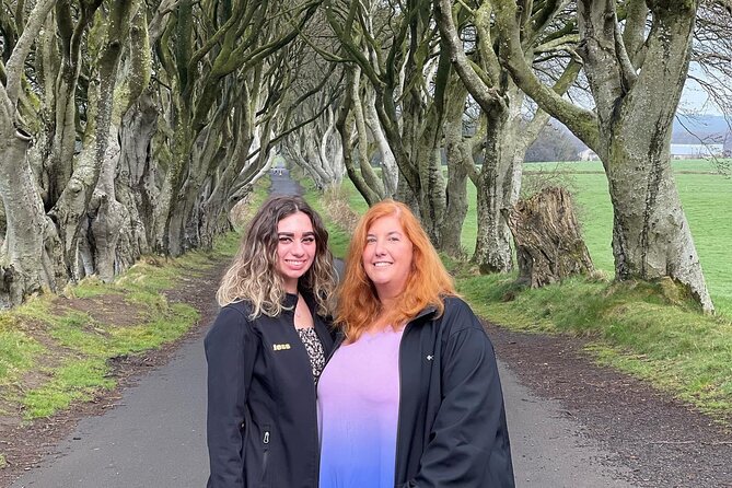 Luxury Giants Causeway Tour in Mercedes + FREE Belfast Mural Tour - Ballintoy, White Park Bay, and the coast between