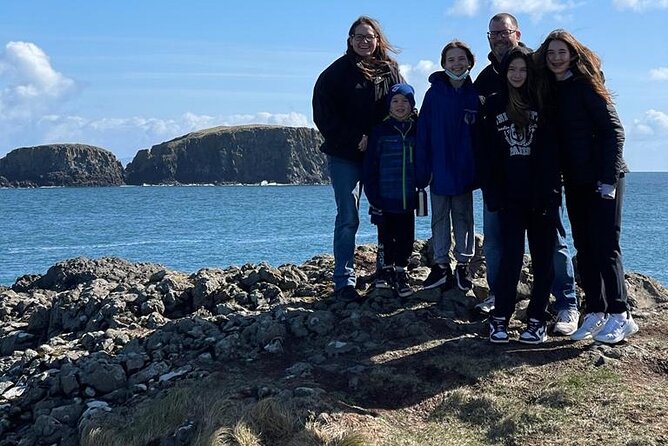 Luxury Giants Causeway Tour in Mercedes + FREE Belfast Mural Tour - What the private format really changes