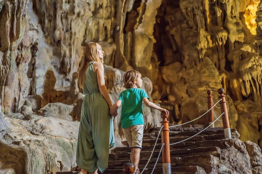 Luxury Ha Long Symphony Day Cruise With Lunch, Cave & Island - How crowded and polished is the experience?
