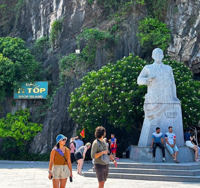 Luxury Ha Long Symphony Day Cruise With Lunch, Cave & Island - Kayaking or bamboo boat at Luon Cave
