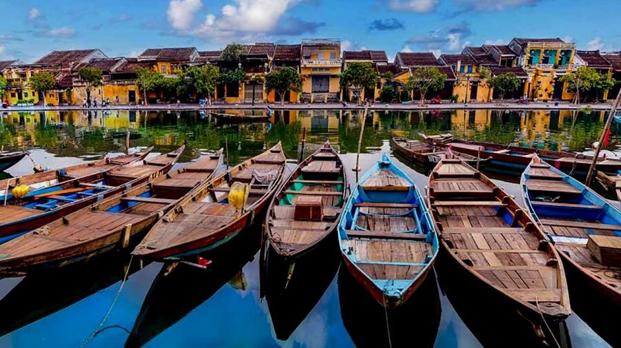 Luxury Half-Day Tour of Hoi An Ancient Town - The 400-year-old Japanese Covered Bridge