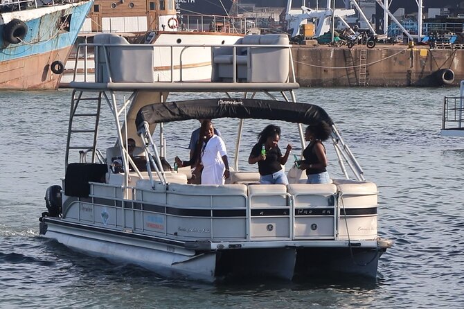 Luxury Harbour Ocean Boat Cruise - What the one-hour route gives you