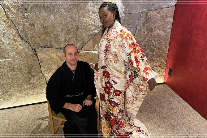 Luxury Kimono Photoshoot at Ginza Tokyo - Choosing Between Uchikake and Hakama