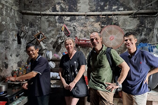 Luxury Ninh Binh Full Day Tour From Hanoi (Trang An - Hoa Lu) - Rowing through Trang An for two hours