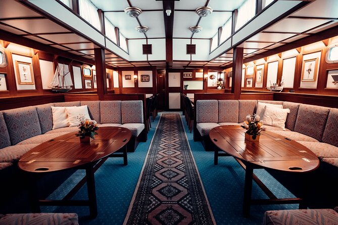 Luxury Northern Lights Yacht Cruise with Hot Tub from Tromsø - How good is the aurora chance?