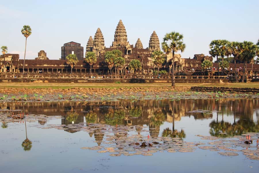 Luxury Private 2-Day Angkor Wat with English or German Guide - Key points at a glance