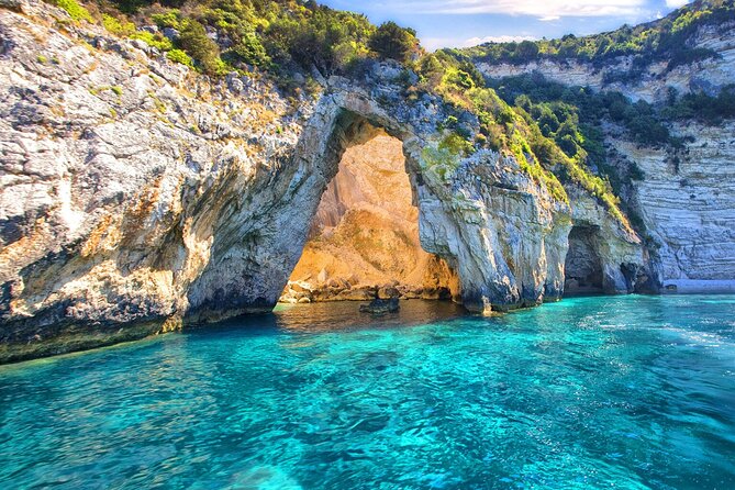 Luxury Private Cruise to Paxos, Antipaxos & Blue Caves with Lunch - Starting at Kanoni and Mouse Island