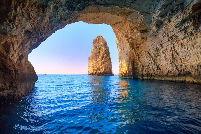 Luxury Private Cruise to Paxos, Antipaxos & Blue Caves with Lunch - The crew: Bill and Heleina
