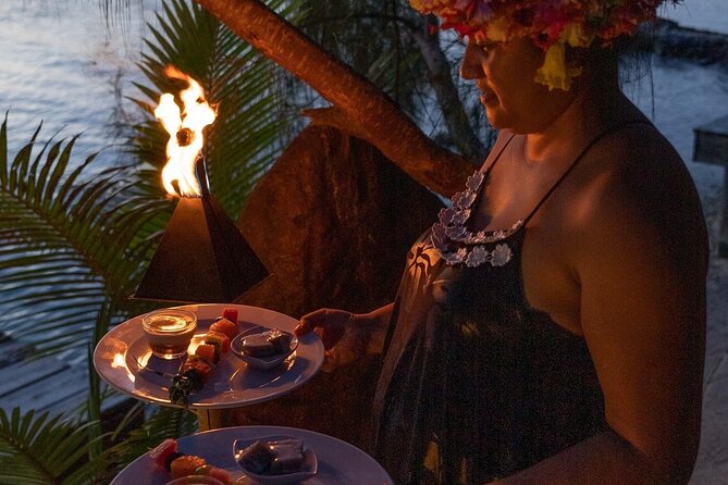 Luxury Private Sunset Cruise and Motu Dinner in Bora-Bora - A sunset cruise built for two