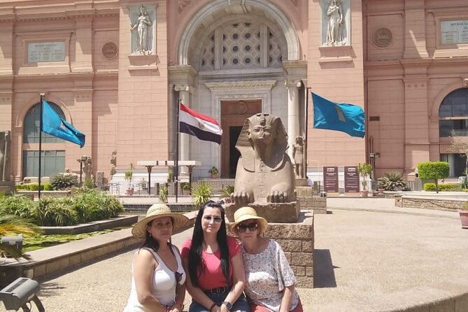 Luxury Private Tour Giza Pyramids ,Egyptian Museum and Bazaars - Why the private format matters