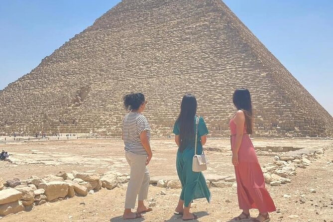 Luxury Private Tour Giza pyramids ,Sphinx ,Camel Rid and Lunch - A 15-minute camel ride with a practical limit