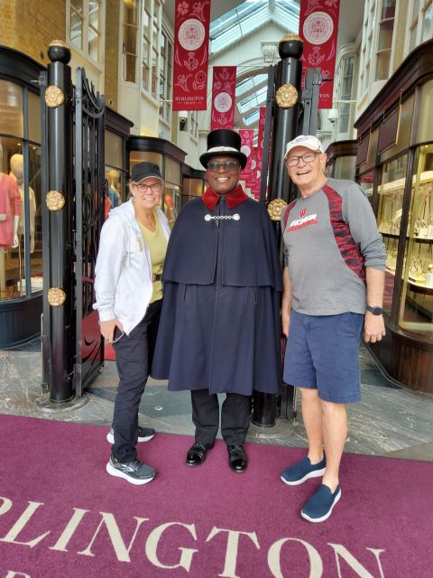Luxury Private Tour in London with Lunch - Lunch with a British pause