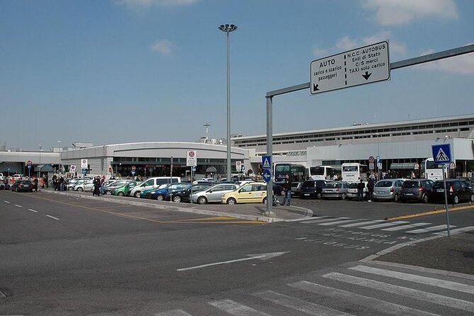 Luxury Private Transfer from/to Fiumicino Airport to Rome Center - From Fiumicino arrivals to your Rome doorway